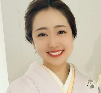 【巫女から演歌歌手へ】羽山みずきの結婚相手は誰？結婚に至らない理由・求める理想の男性像